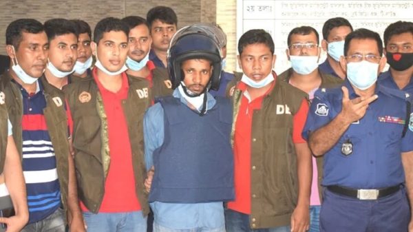 ইউএনওর ওপর হামলার দায় স্বীকার করে জবানবন্দি দিলো রবিউল